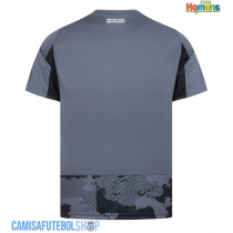 Camisa de time de futebol Eintracht Frankfurt Replicas 3º Equipamento 2025-26 Manga Curta